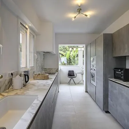 Twin Luxurious 8 Bedroom Pool In Villa *