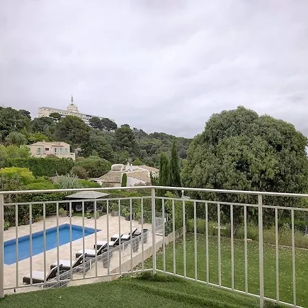 Twin Luxurious 8 Bedroom Pool In *