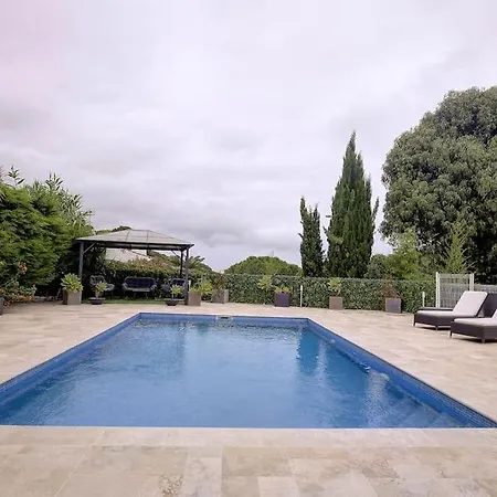 Twin Luxurious 8 Bedroom Pool In *