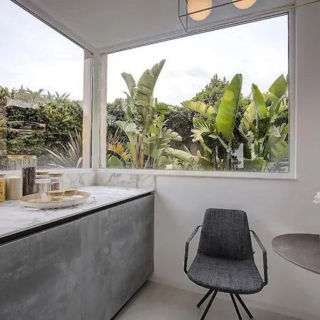 Twin Luxurious 8 Bedroom Pool In *