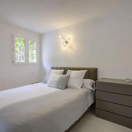 Villa Twin Luxurious 8 Bedroom Pool In *