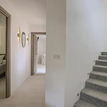 Twin Luxurious 8 Bedroom Pool In Vallauris