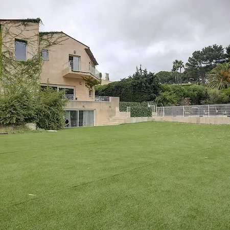 Twin Luxurious 8 Bedroom Pool In