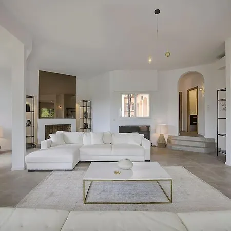Twin Luxurious 8 Bedroom Pool In Villa Vallauris