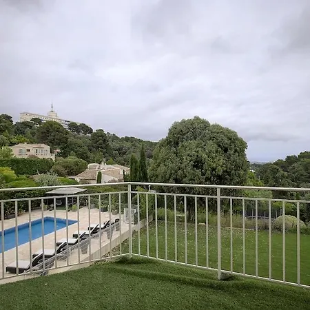 Twin Luxurious 8 Bedroom Pool In Villa *